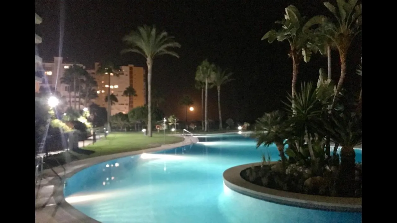 Sitio de Calahonda Mi Capricho 4C Beachfront -Apartment With Sea View - Costa Del Sol דירה